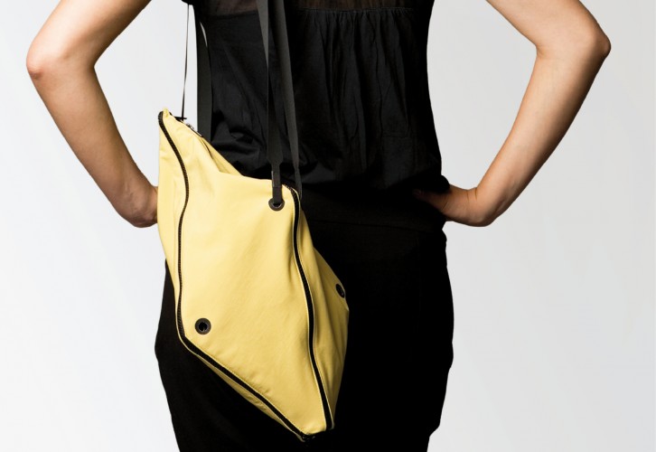 steffi b&uuml;hlmaier steffibuehlmaier - falter - bag design - model with yellow bag