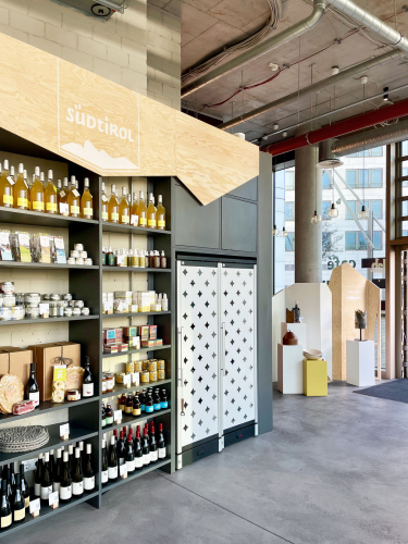 Pop up store at foodlab Hamburg with products from South Tyrol.