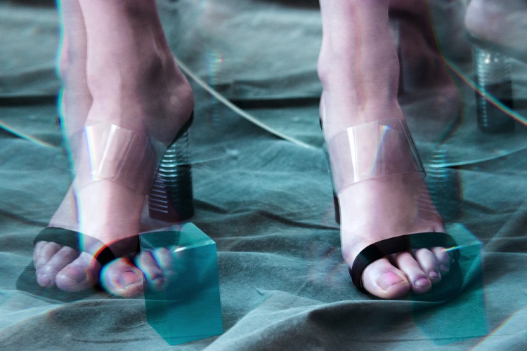 steffi b&uuml;hlmaier steffibuehlmaier - vision - fashion editorial - feet with shoes - loreen hinz