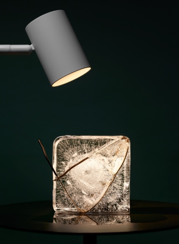 steffi b&uuml;hlmaier steffibuehlmaier - eis ice - sculptural art - jewelry - frozen, ice cube, light source -&nbsp; jan burwick